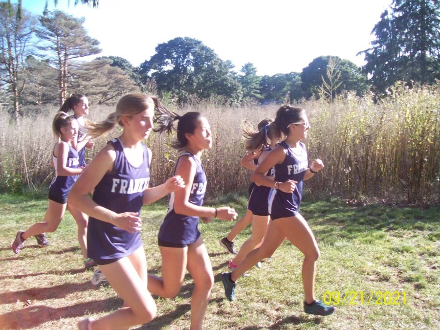Franklin girls run in a pack at the Attleboro dual meet in Highland Park. (Alex in front).
Photo used with permission from Mikaela Robillard